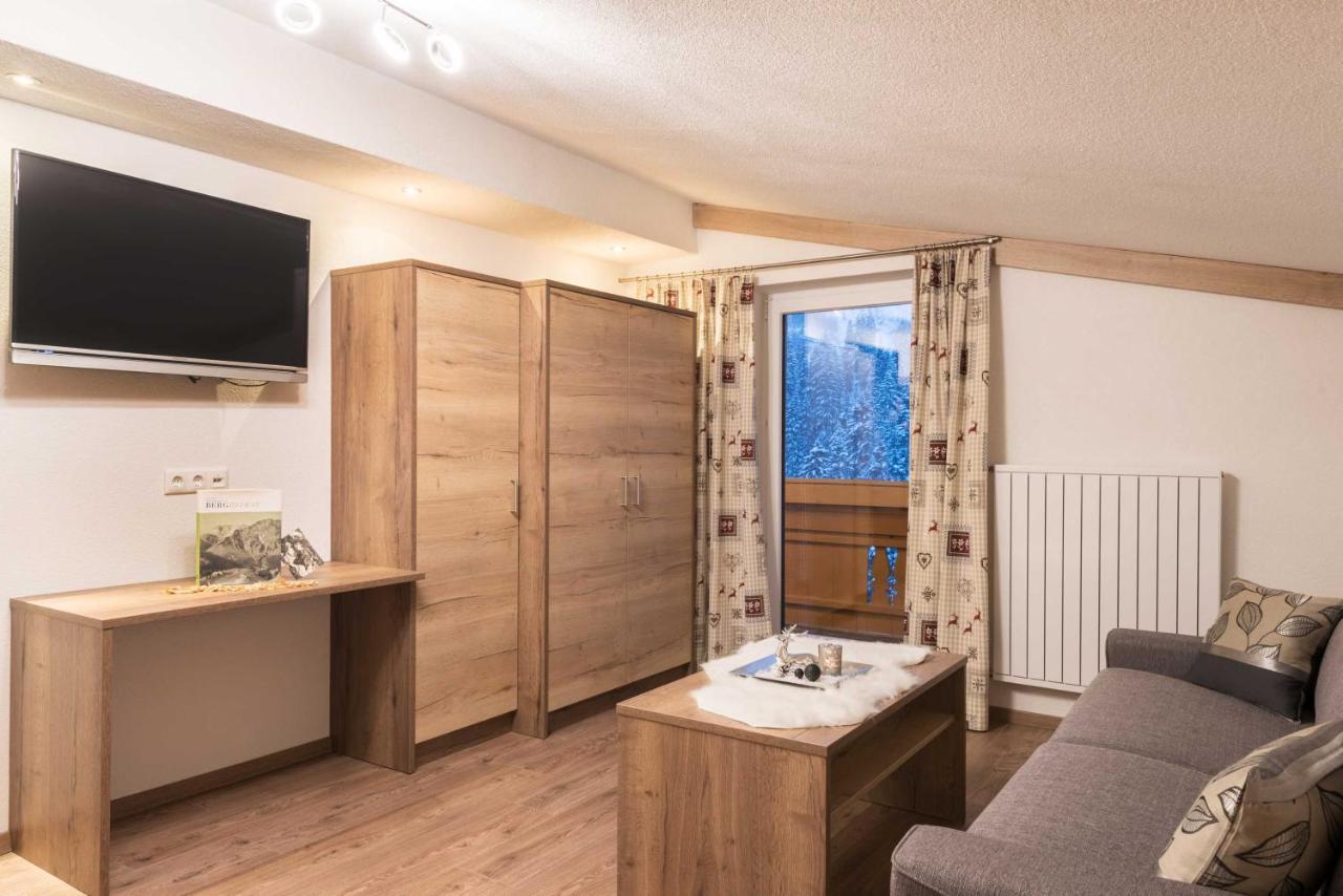 Warth  Bergspitz Luxury Appartement المظهر الخارجي الصورة